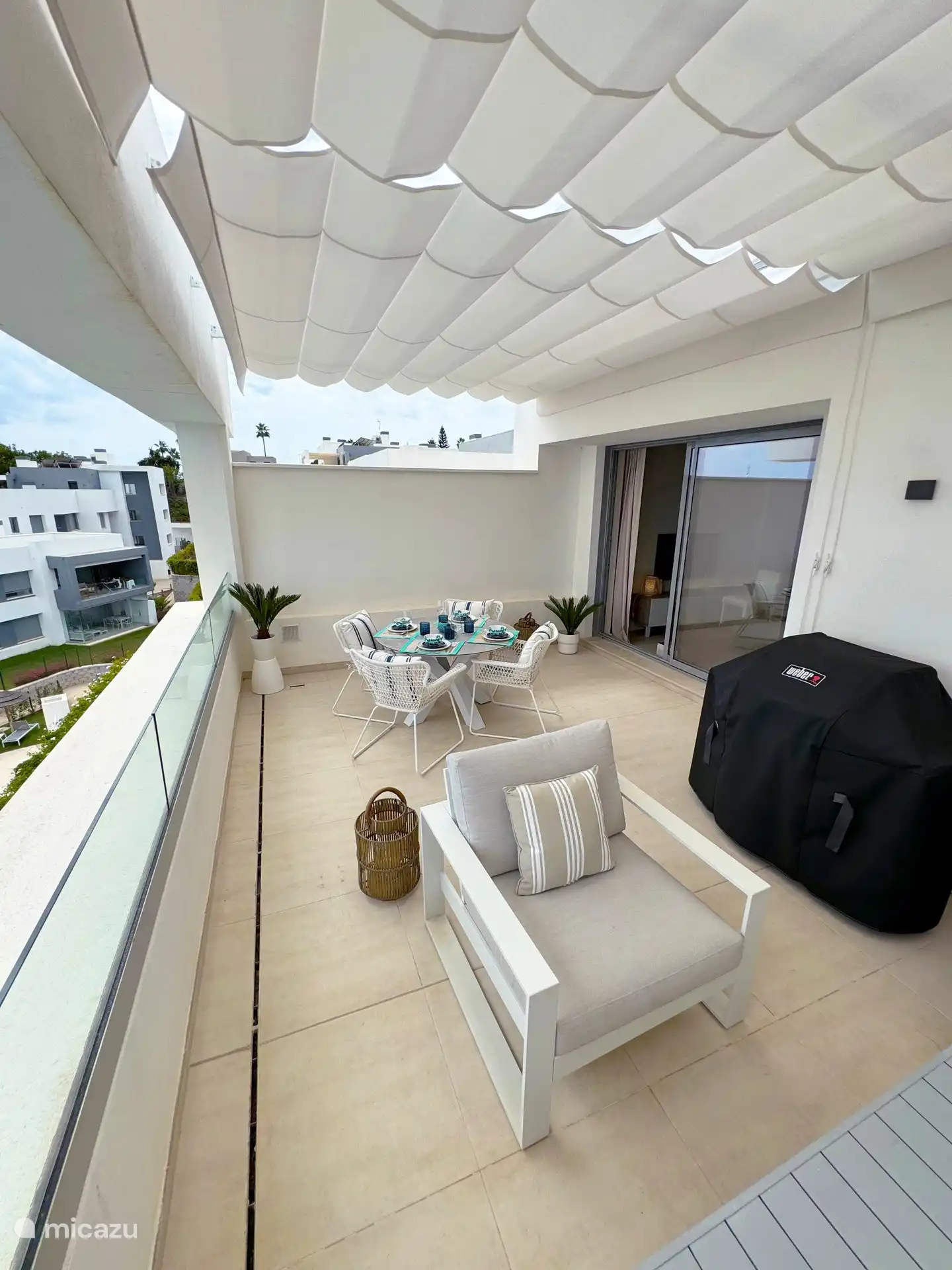 Terrace with poolview