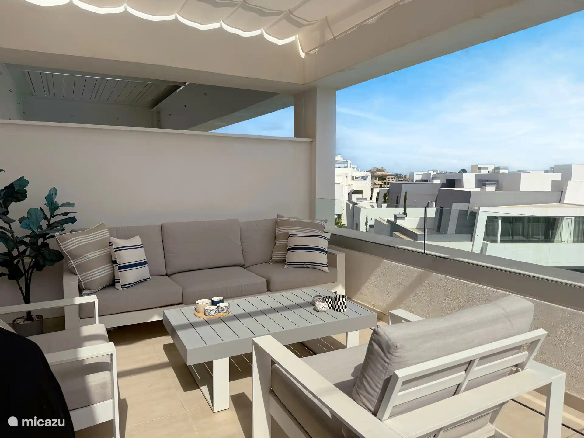 Terrace with poolview