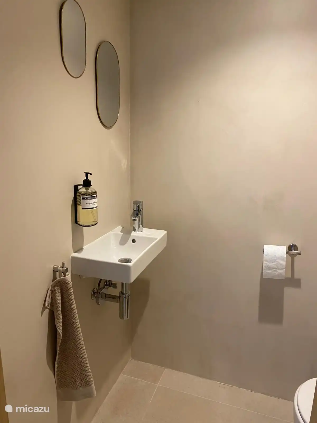 Aseo separado en la planta baja