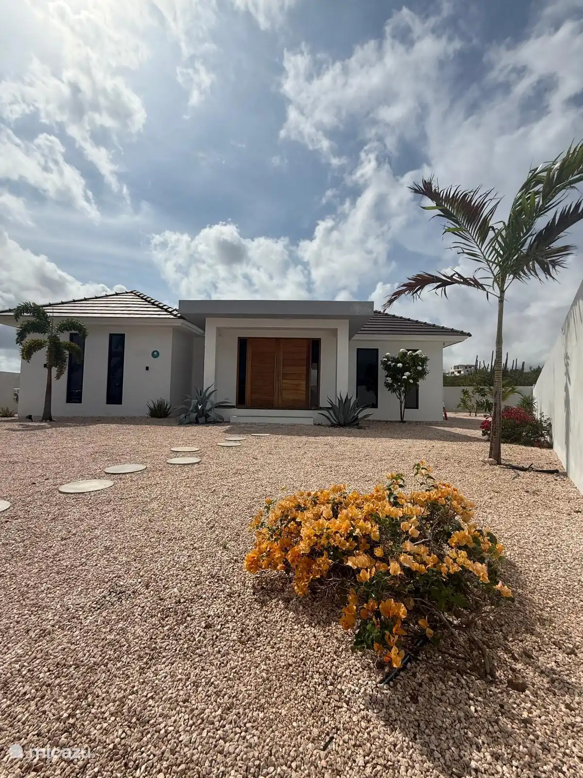 Vorderansicht Villa Milamor