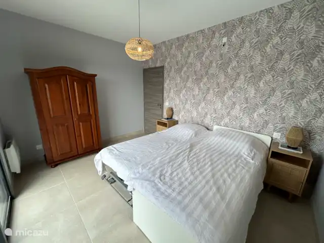 villa huren in Frankrijk, Var, Flayosc – Hagelnieuwe villa in de Var Slaapkamer 3, met 2 aparte bedden met Tempur matrassen, elk 90 x 200 cm.