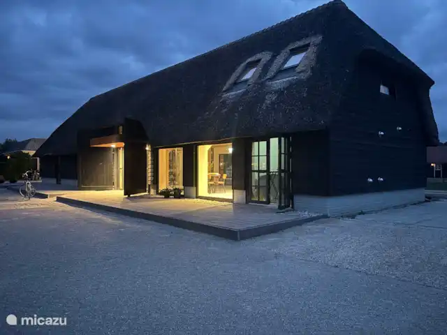 Chalet VakAnsie ! | Pays-Bas, Zélande, Nieuwvliet - chalet L’accueil et la laverie du camping.