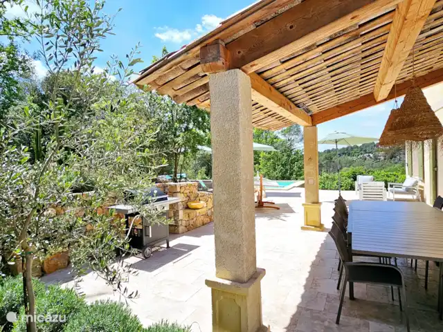 Villa Ciel Bleu | France, Var, Flayosc - villa Table à manger spacieuse et couverte pour 10 personnes