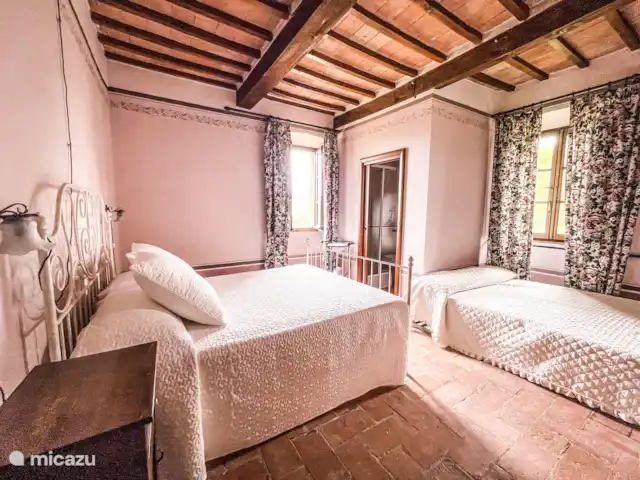 Groepsaccommodatie, Italië, Umbrië, Fratta Todina, villa Villa voor 14p met privé zwembad