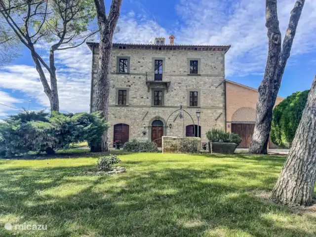Groepsaccommodatie, Italië, Umbrië, Fratta Todina, villa Villa voor 14p met privé zwembad