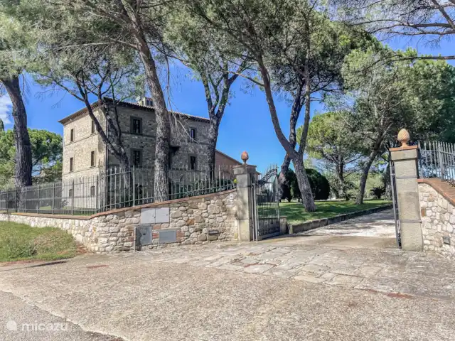 Groepsaccommodatie, Italië, Umbrië, Fratta Todina, villa Villa voor 14p met privé zwembad