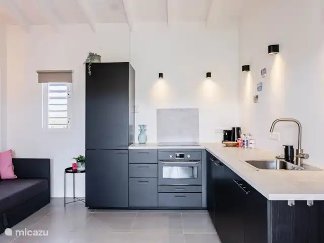 Location de Vacances Curaçao, Banda Abou (ouest), Hofi Abou, maison de vacances - Bunitesa di bida - Kas Chogogo cuisine équipée