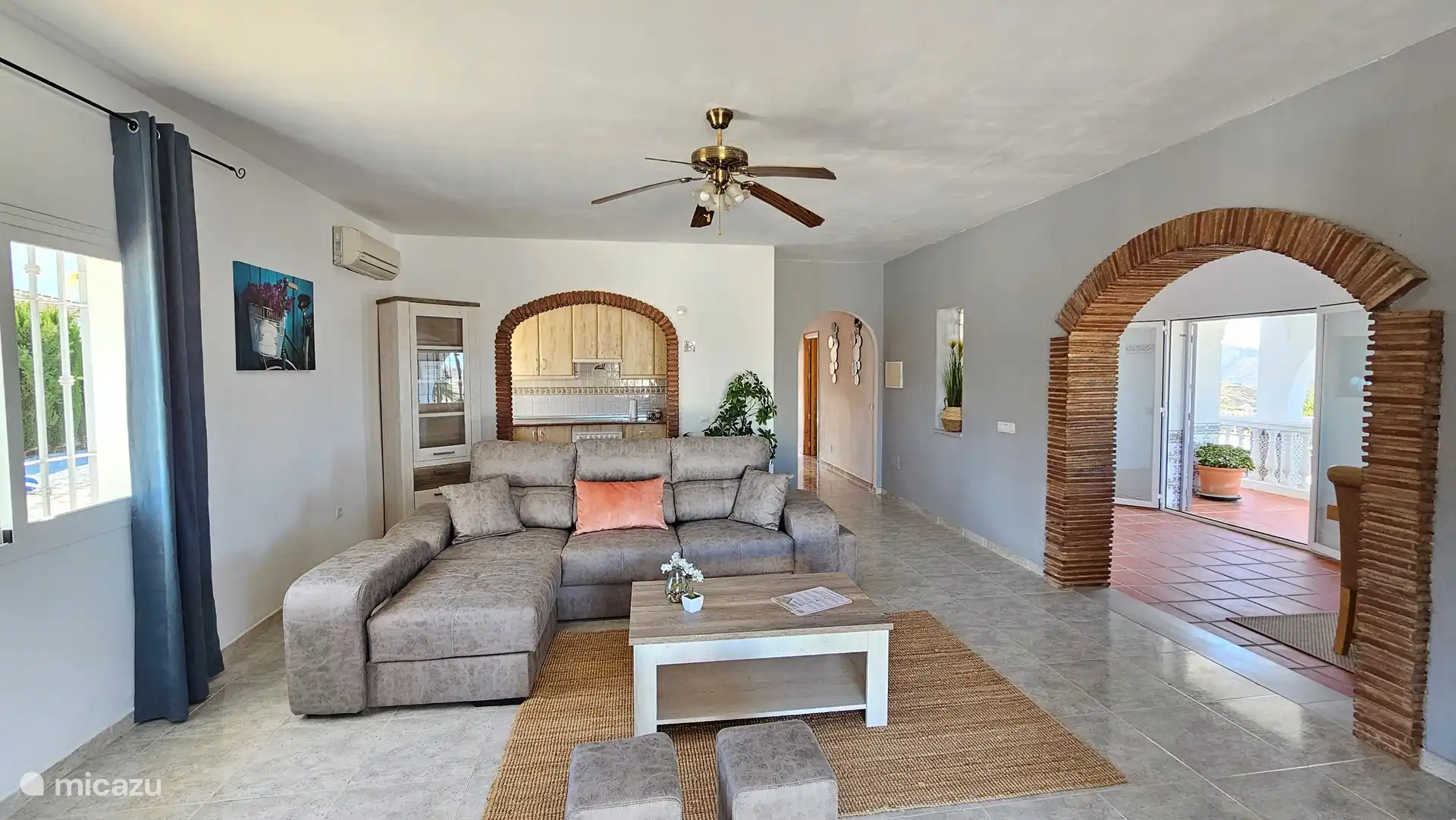 Sala de estar con cocina