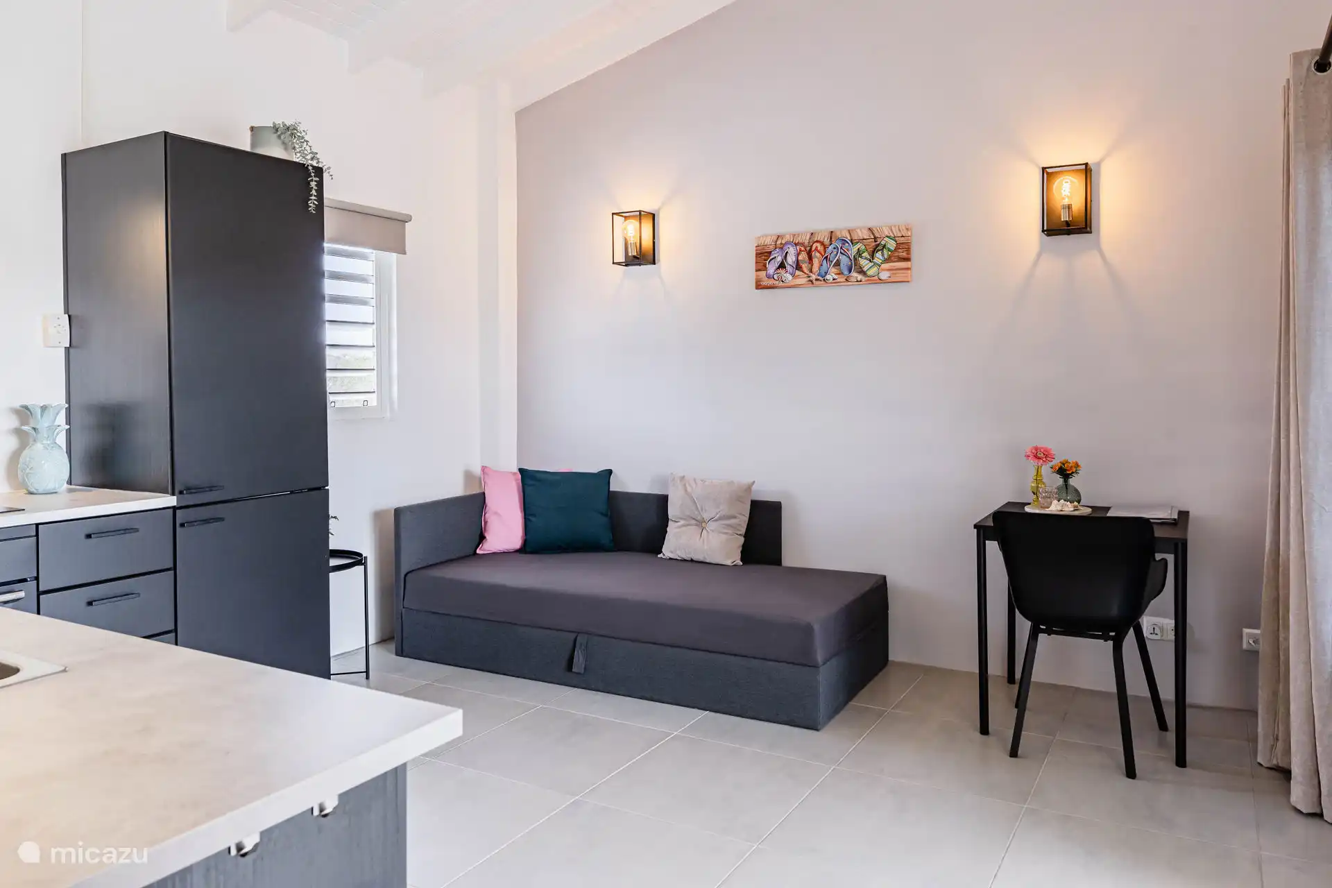 Cuisine dînatoire avec canapé-lit pouvant accueillir une 3ème personne