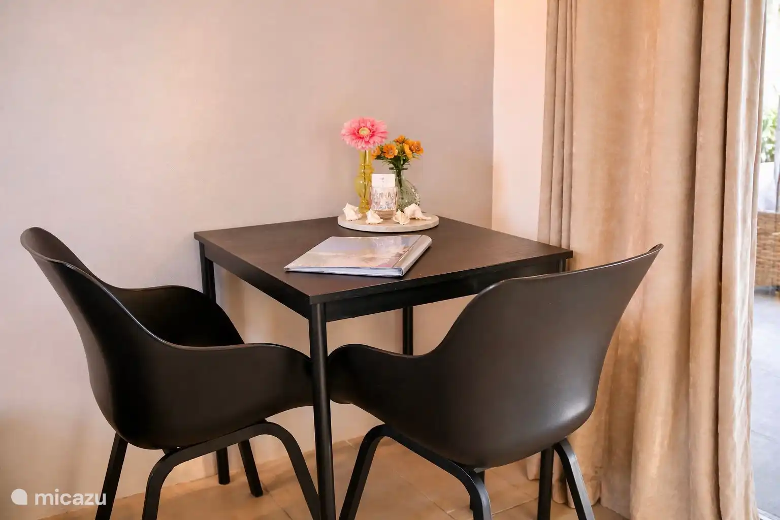 Table dans la cuisine