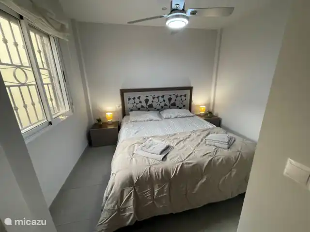 Location de Vacances Espagne, Costa Blanca, Orihuela Costa, maison de vacances - Appartement Orihuela Costa + piscine Chambre 1