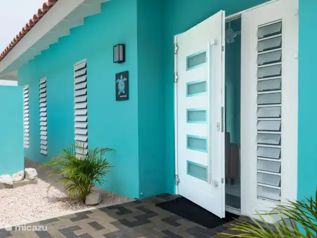 Villa Rolise *Zeezicht* huren in Curaçao, Banda Abou (west), Fontein - villa Entree @ Villa Rolise