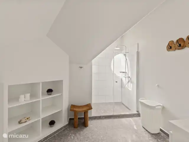 The Roof, appartement huren in Curaçao, Curacao-Midden, Willemstad - appartement Badkamer boven