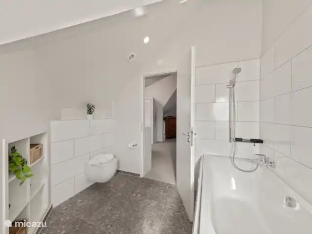 The Roof, appartement huren in Curaçao, Curacao-Midden, Willemstad - appartement 2e badkamer boven