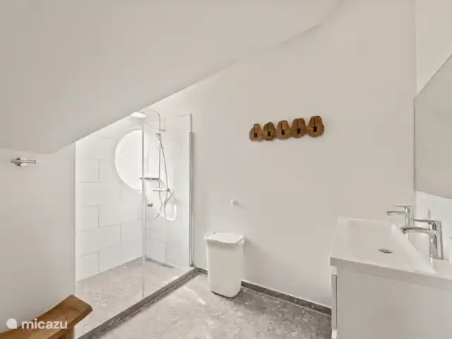 The Roof, appartement huren in Curaçao, Curacao-Midden, Willemstad - appartement Badkamer boven