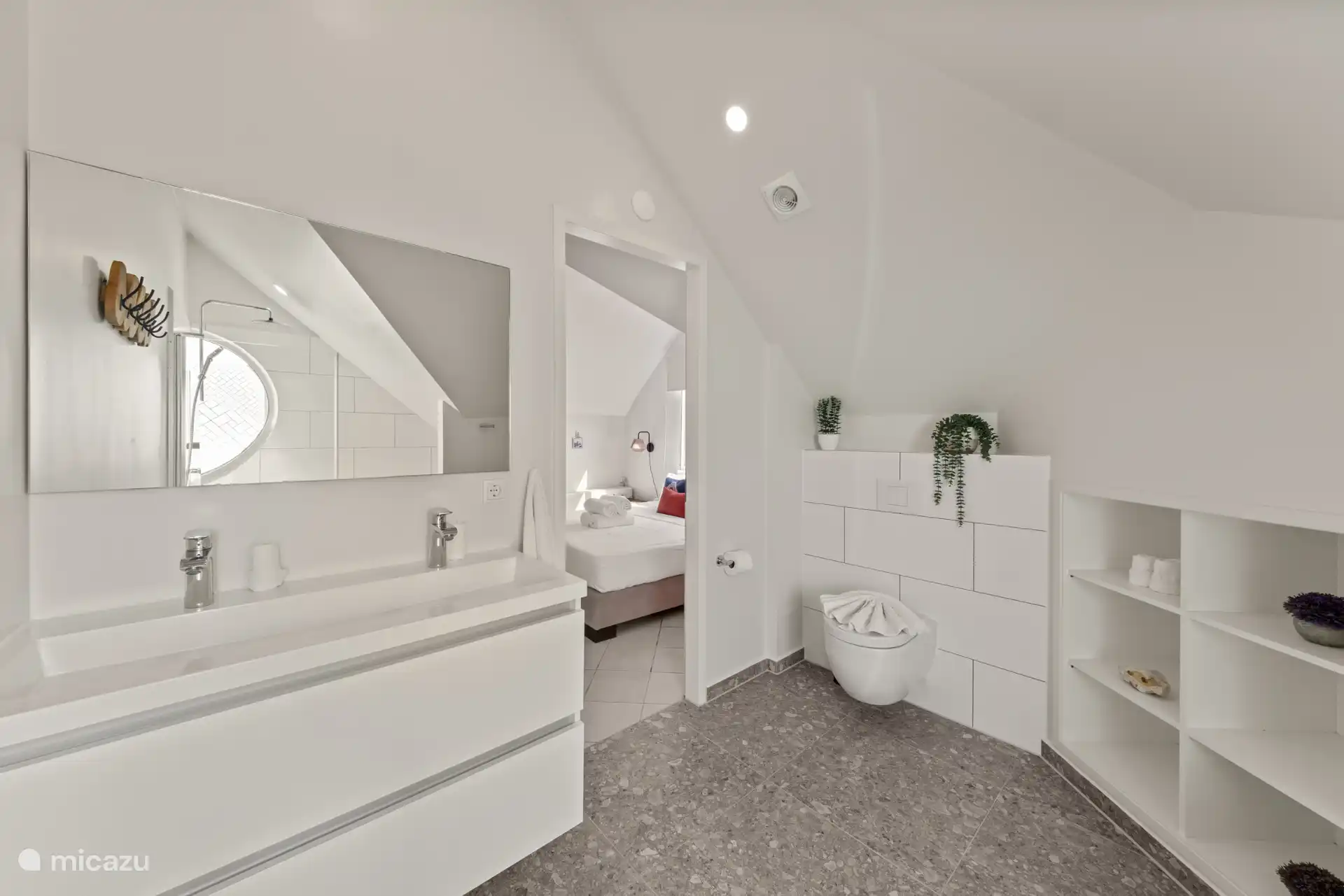 Badezimmer im Obergeschoss