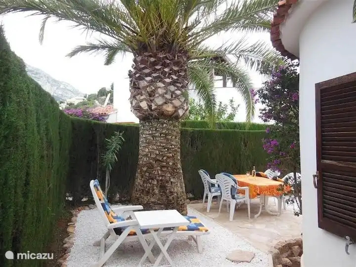 Manger ensemble à l’extérieur 
 