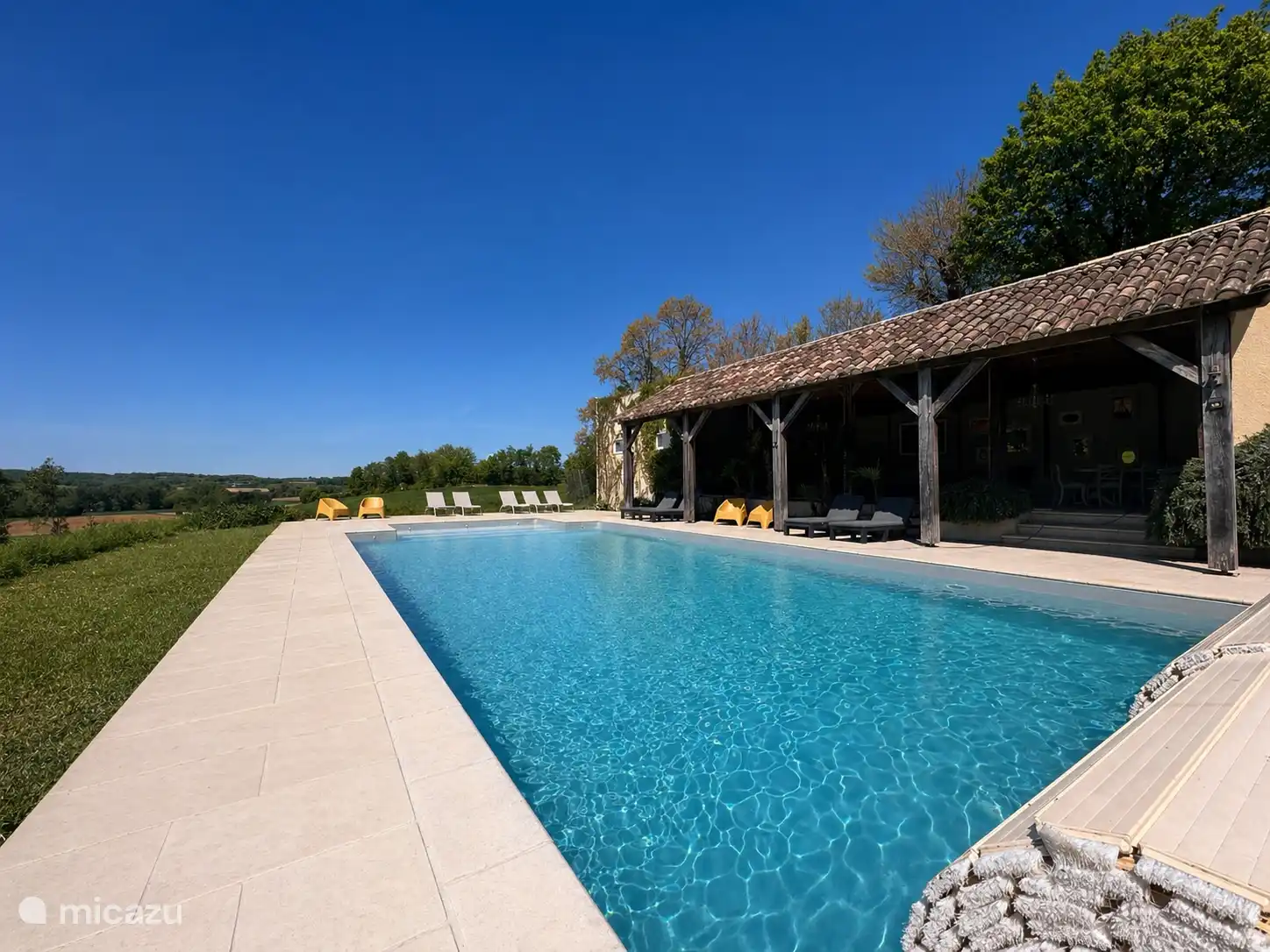 Piscine + Maison de la piscine (2026)