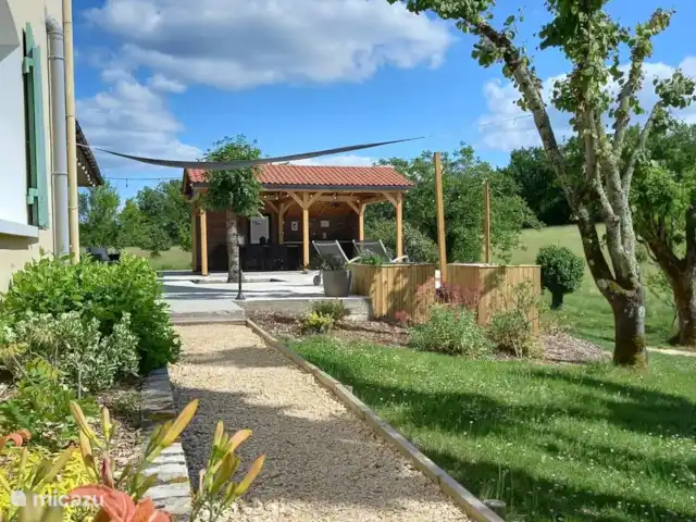 Location de Vacances France, Lot-et-Garonne, Paulhiac, maison de vacances - Domaine Quintèss - Maison Terrasse privative