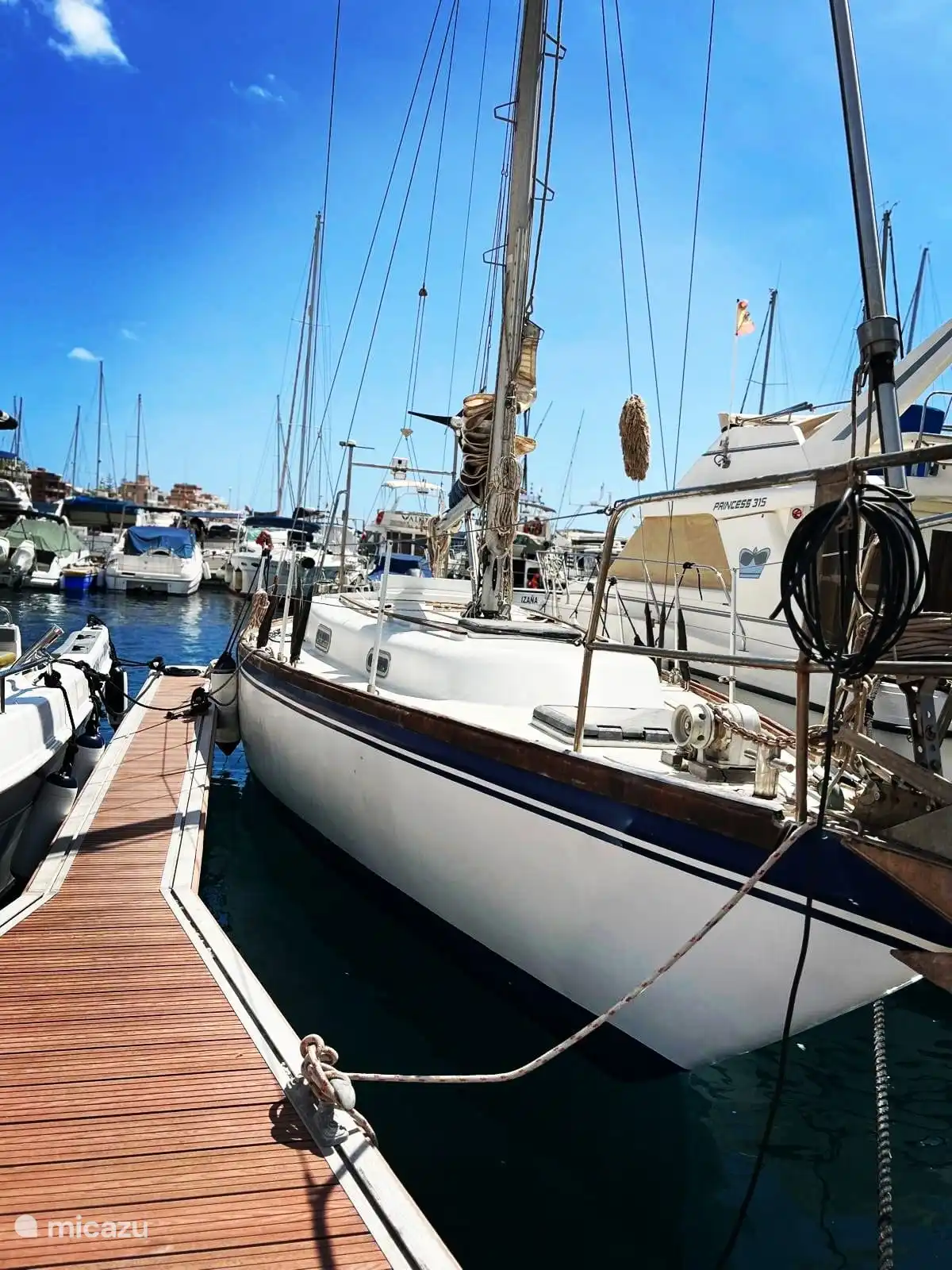 Book Restored sailboat for rent at Micazu Micazu