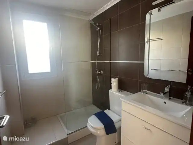 El Girasol de Yana | Espagne, Lanzarote, Puerto del Carmen - appartement Douche avec WC