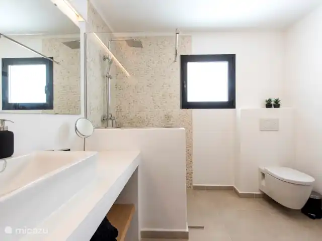 Casa Zita Verde | Espagne, Ibiza, Cala Llonga - villa Grande salle de bain partagée pour les chambres 1 et 2