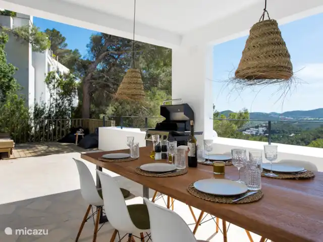 Casa Zita Verde | Espagne, Ibiza, Cala Llonga - villa Table d’extérieur avec BBQ