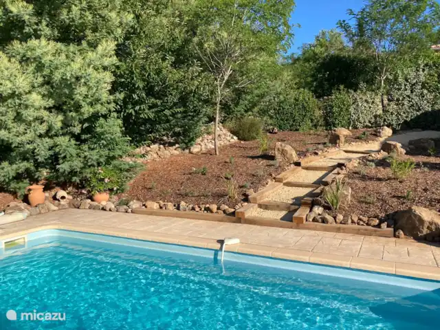 Villa Mimosa huren in Frankrijk, Ardèche, Joyeuse - villa Tuin en zwembad