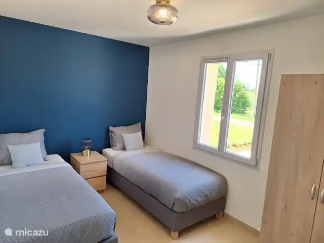 Maison La Faurie | France, Dordogne, Meyrals - maison de vacances Chambre 3 avec deux lits 90 x 200 cm