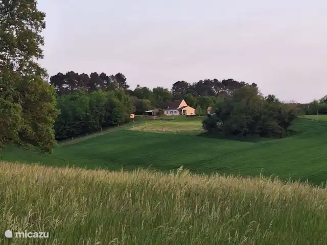 Maison La Faurie | France, Dordogne, Meyrals - maison de vacances Maison de vacances de l’autre côté de la vallée