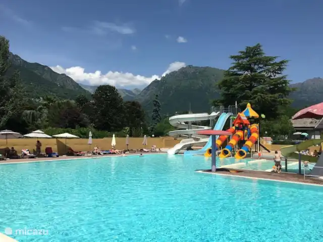 Casa Anna en Italia, Lagos italianos, Porlezza - chalet Piscina en el camping