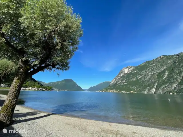 Casa Anna en Italia, Lagos italianos, Porlezza - chalet La playa del camping