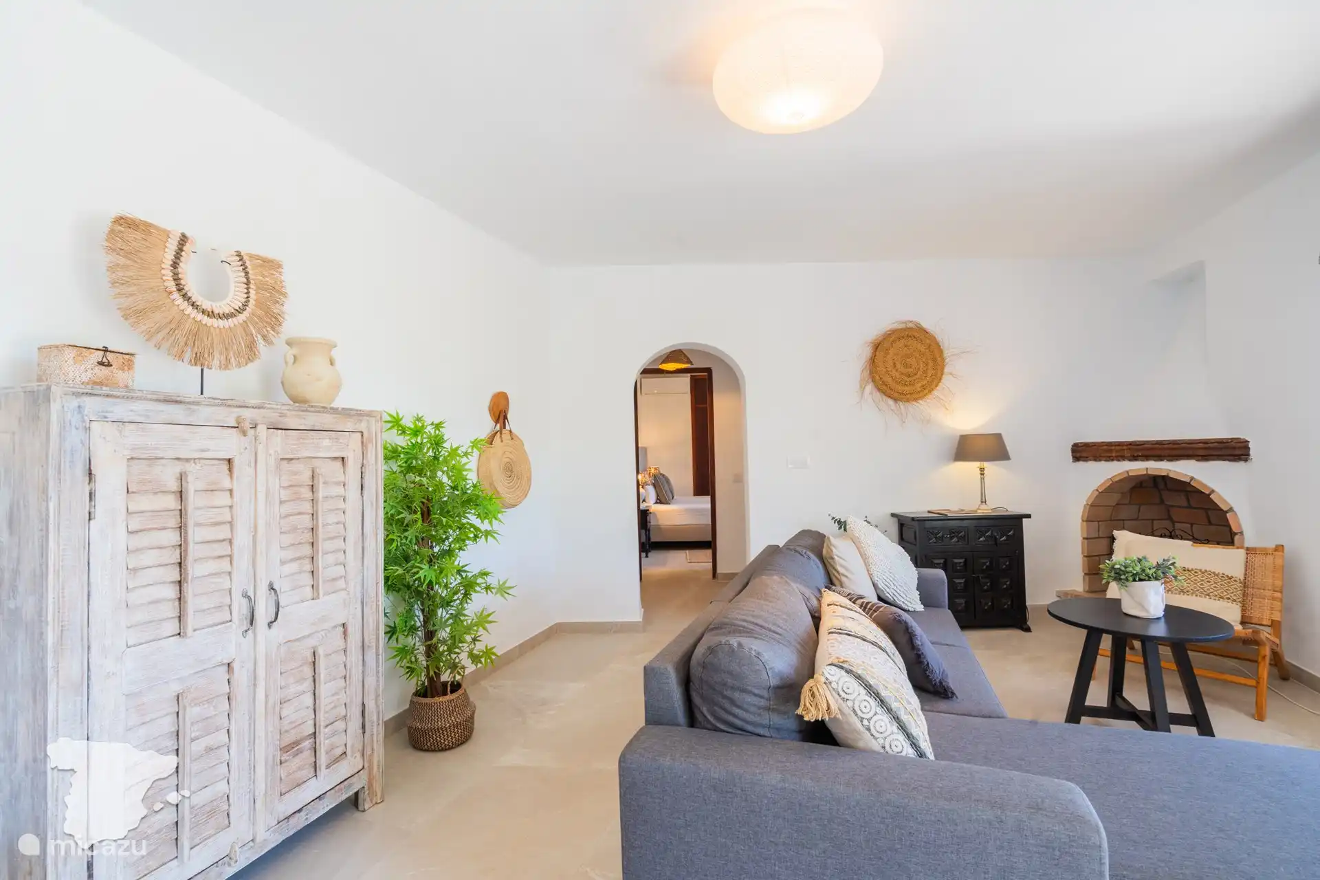 Rez-de-chaussée - Salon avec canapé-lit