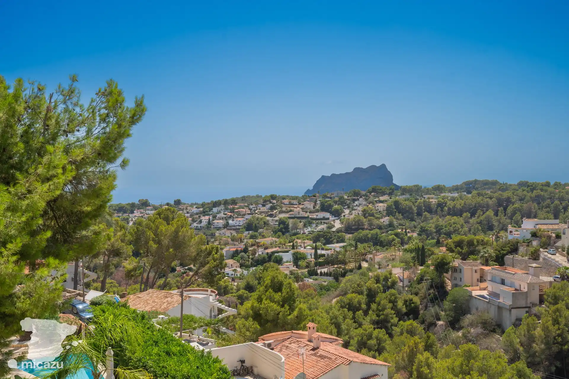 Vue vers le rocher du Peñon d’Ifach