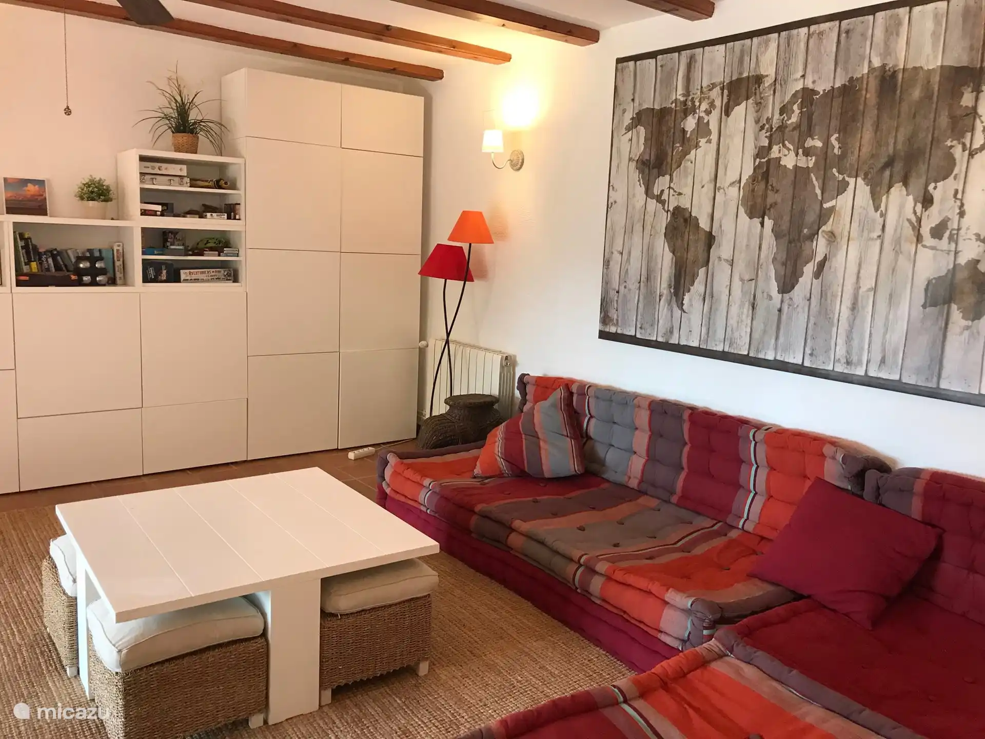 Lounge im Erdgeschoss