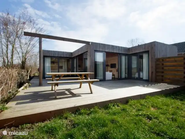 Dunas de Egmond en Países Bajos, Holanda del Norte, Egmond-Binnen - bungaló Dunas de Egmond en Países Bajos, Holanda del Norte, Egmond-Binnen - bungaló