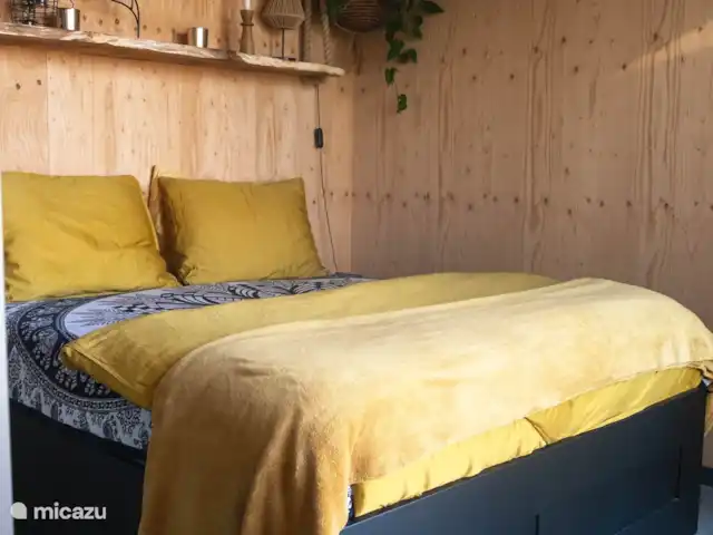 Dunas de Egmond en Países Bajos, Holanda del Norte, Egmond-Binnen - bungaló Dormitorio 1