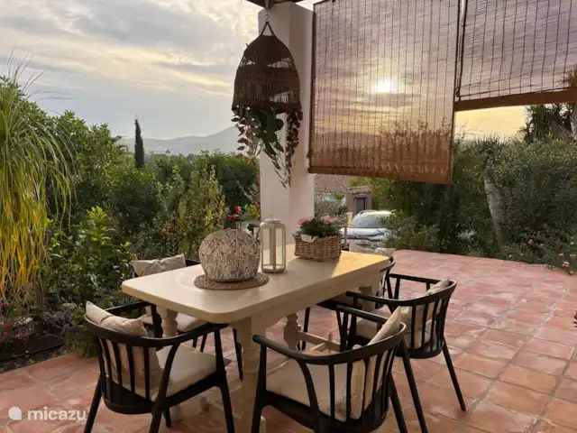 Cortijo el Caracol | Espagne, Andalousie, Viñuela - maison de vacances Envie de créer un endroit ombragé ? C’est possible !