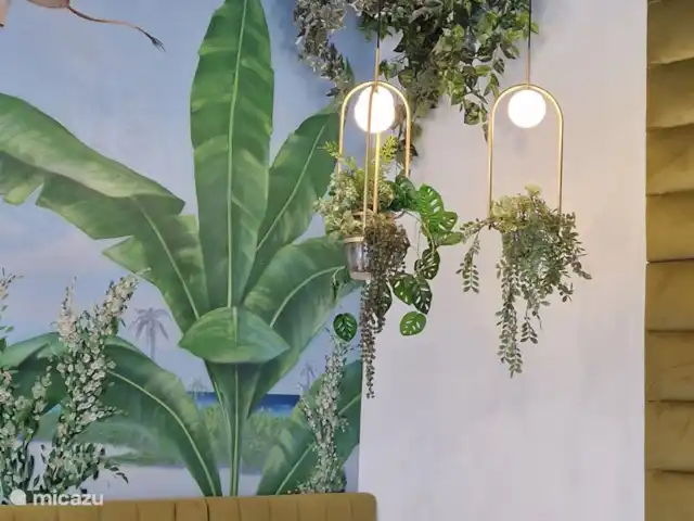Casa van der Horst | Espagne, Costa Blanca, Dehesa de Campoamor - appartement Café Lolyta à Torrevieja avec un bel intérieur.