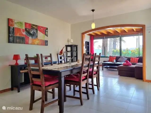 Villa Elsa | Espagne, Lanzarote, Playa Blanca - villa Table à manger spacieuse.