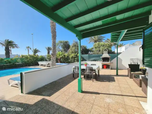 Villa Elsa | Espagne, Lanzarote, Playa Blanca - villa Un endroit pour prendre le petit-déjeuner, le déjeuner ou le dîner