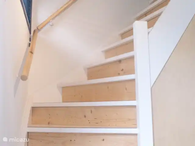 Zout Hout | Pays-Bas, Hollande du Nord, Egmond-Binnen - maison de vacances escalier