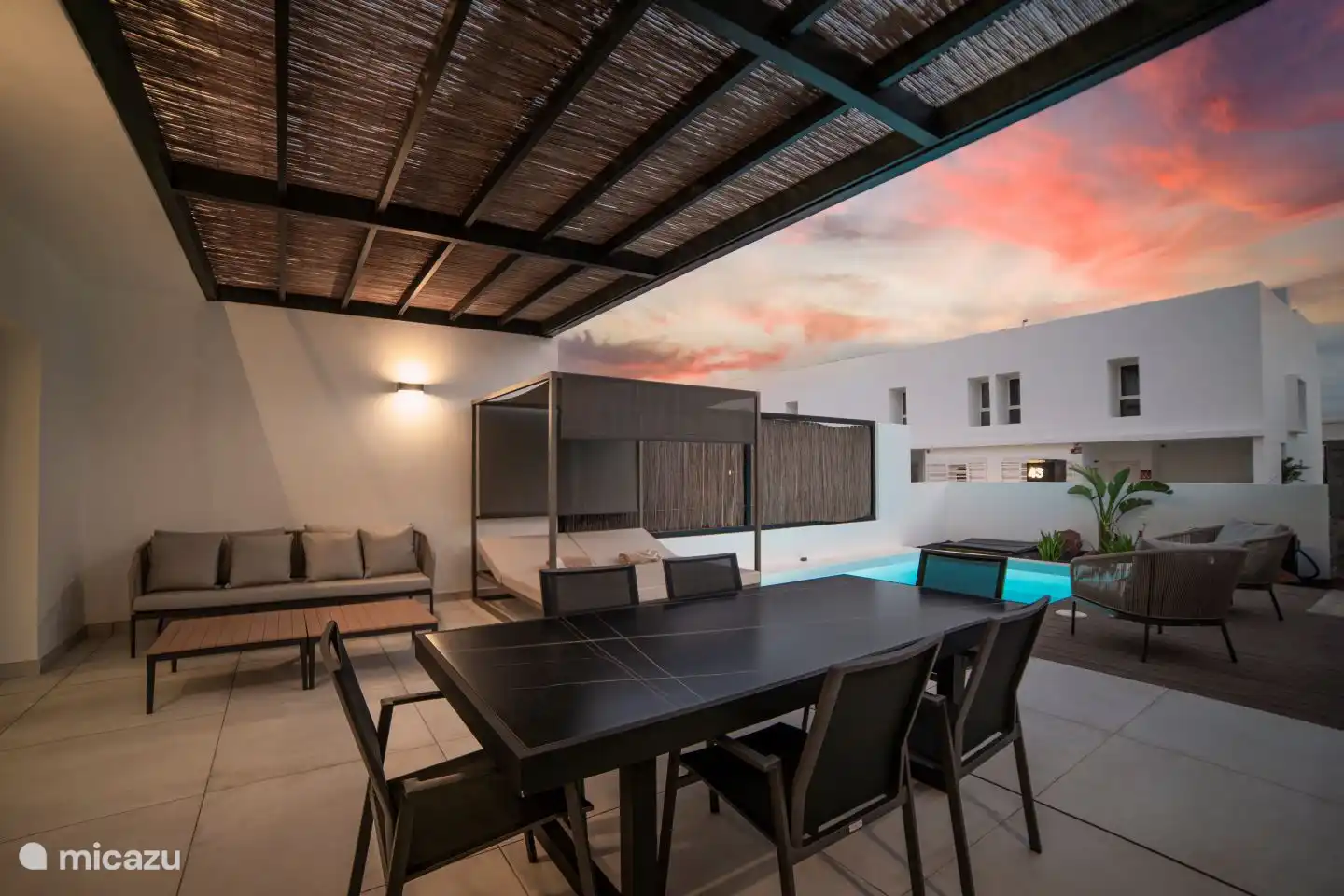 You can enjoy the most beautiful sunsets at Casa Papagayo