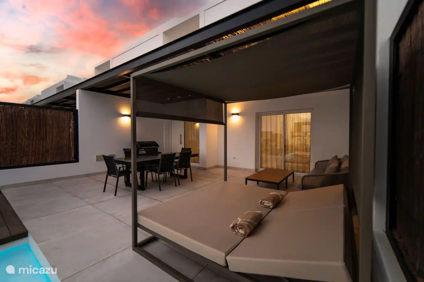 Enjoy the outdoors all day long