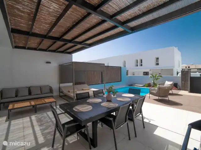 Casa Papagayo | Espagne, Lanzarote, Playa Blanca - villa Dîner confortable en plein air avec votre groupe de voyage