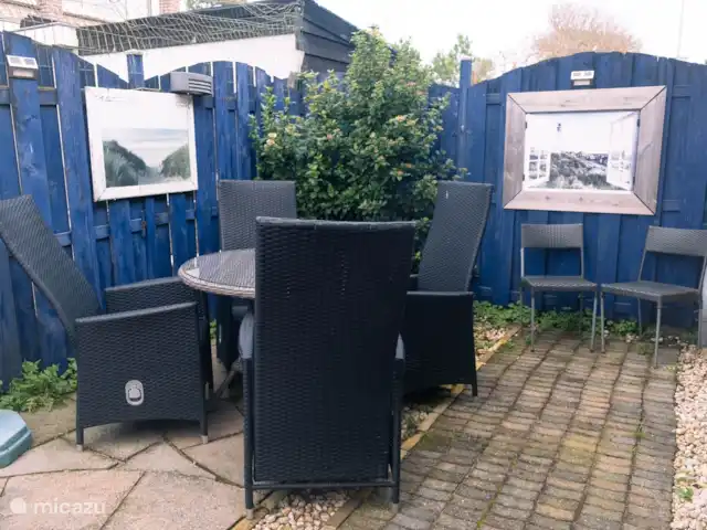 Varado en Países Bajos, Holanda del Norte, Egmond aan Zee - casa vacacional jardín