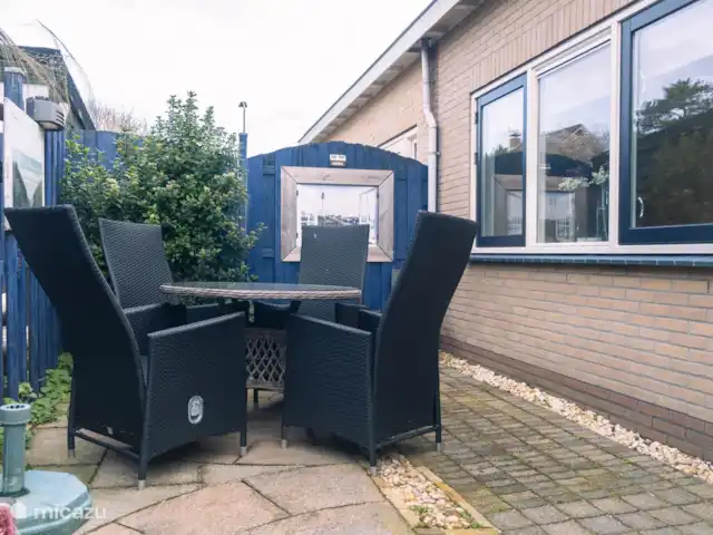 Varado en Países Bajos, Holanda del Norte, Egmond aan Zee - casa vacacional jardín