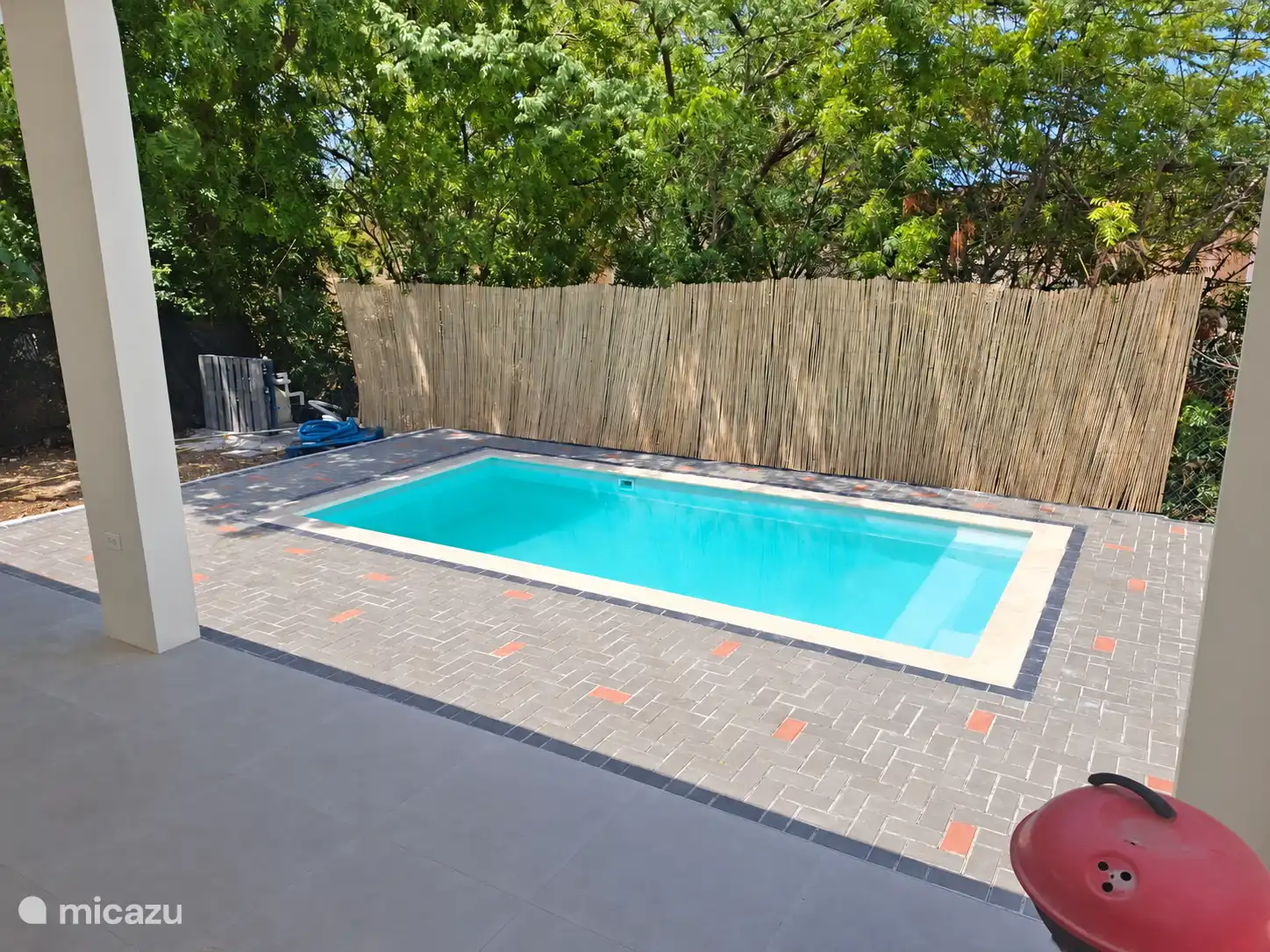 Privates Schwimmbad