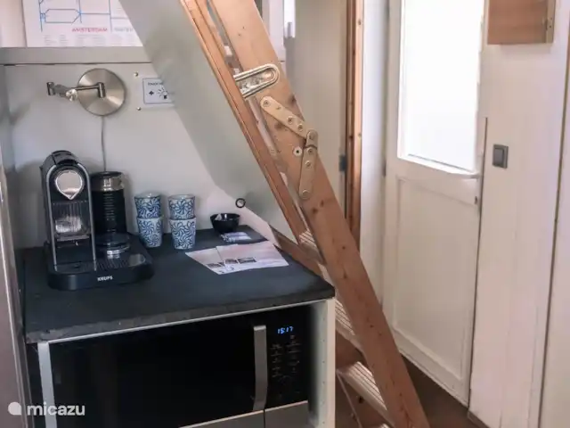MV8 en Países Bajos, Holanda del Norte, Egmond-Binnen - casa vacacional cocina