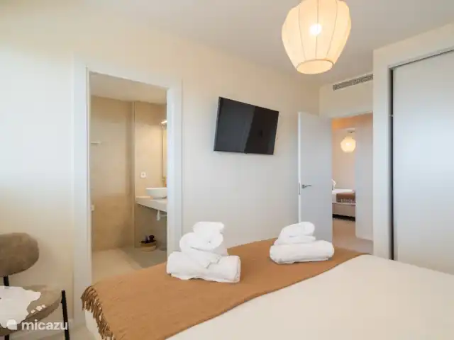 Silver Tower 8B huren in Spanje, Costa Blanca, Calpe - appartement Slaapkamer 1 met ensuite badkamer